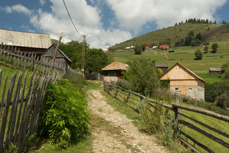 Visit the traditional villages from Neamt County